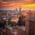 U Central * Budapest